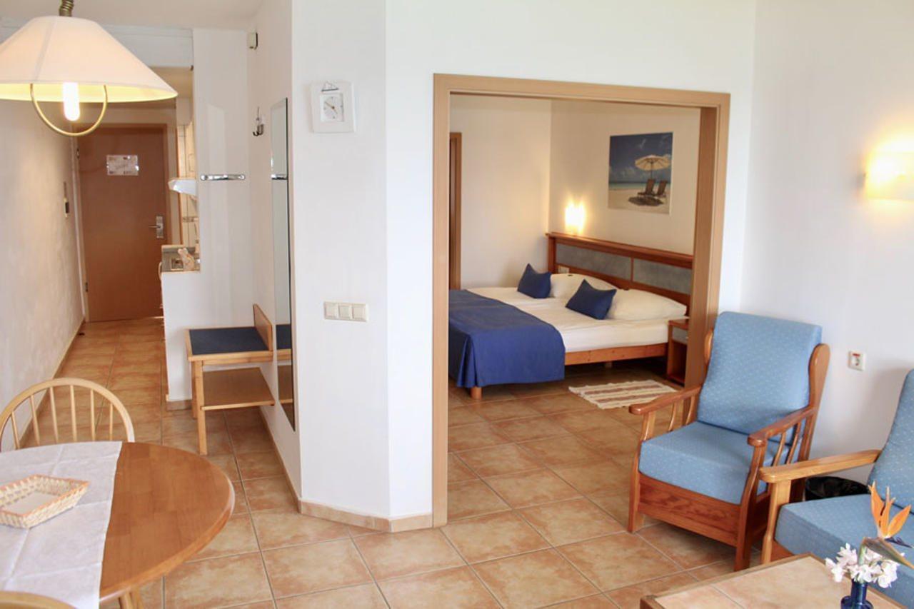 Suite Hotel Marina Playa Esquinzo Exterior photo